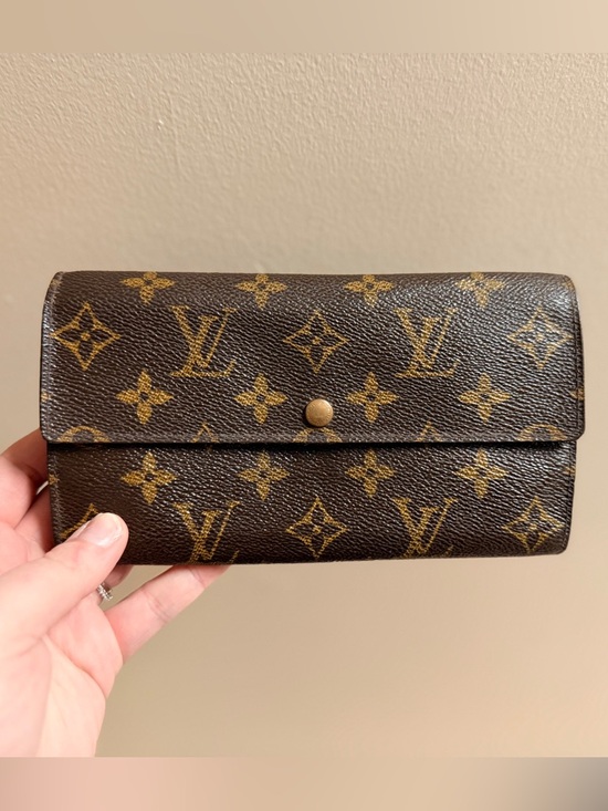 Louis Vuitton Handbags - Louis Vuitton Vintage 1997 Sarah Wallet